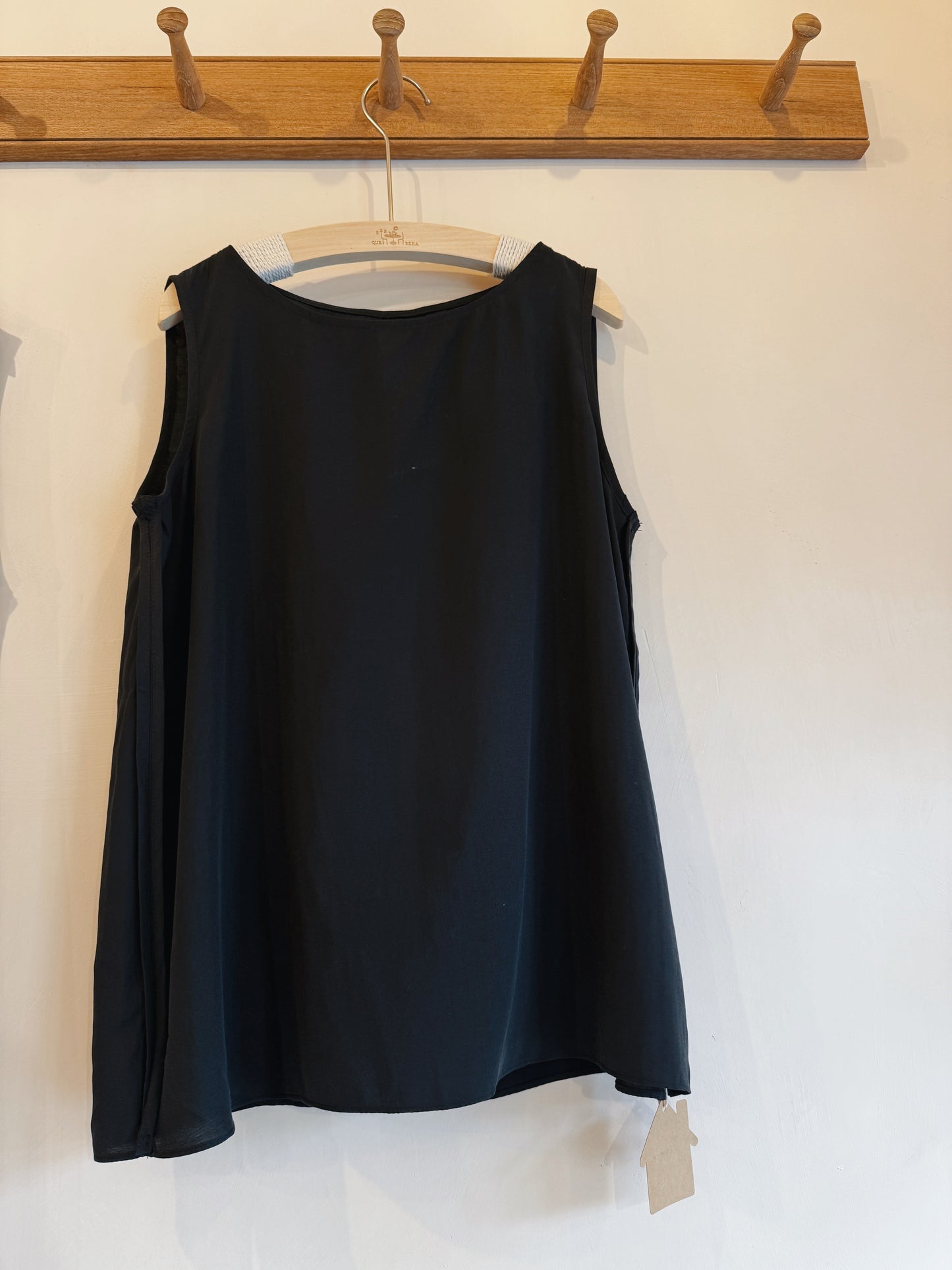 Vest #9 ( member 220 )
